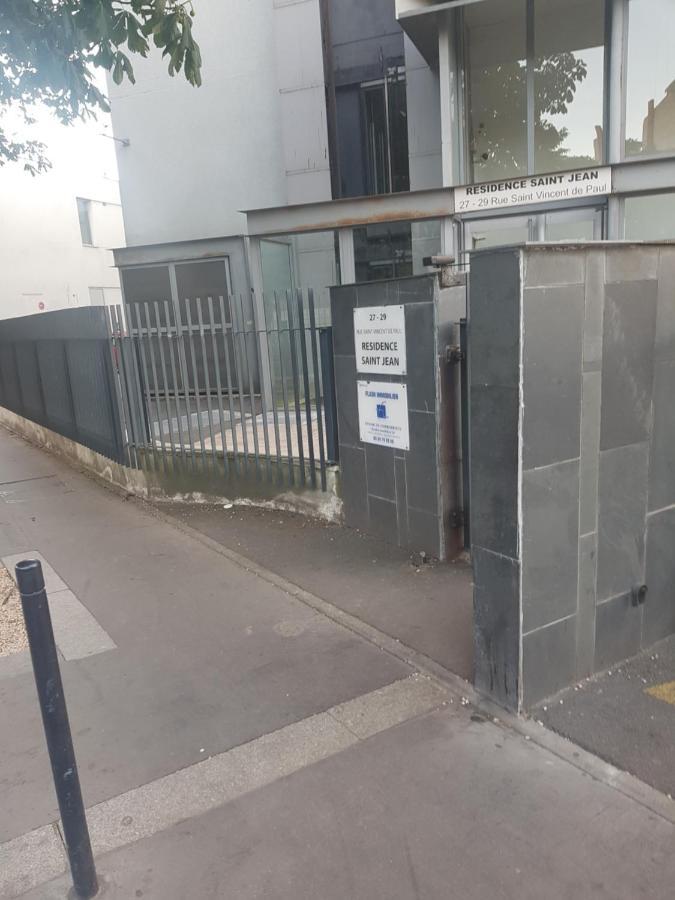 Chambre Chez L'Habitant Face A La Gare De Bordeaux Buitenkant foto