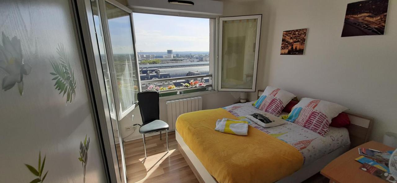 Chambre Chez L'Habitant Face A La Gare De Bordeaux Buitenkant foto
